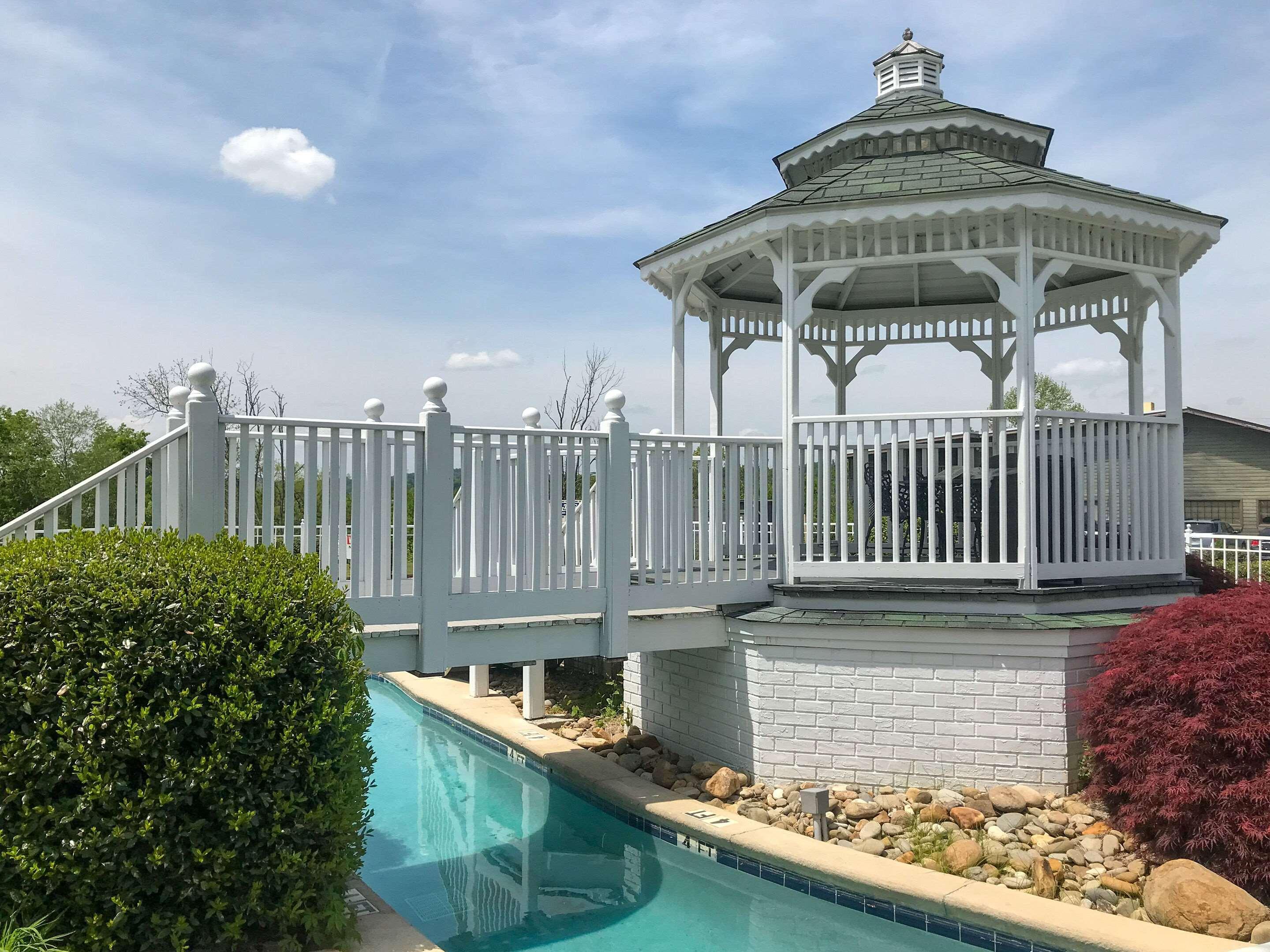 Clarion Willow River Inn 3*