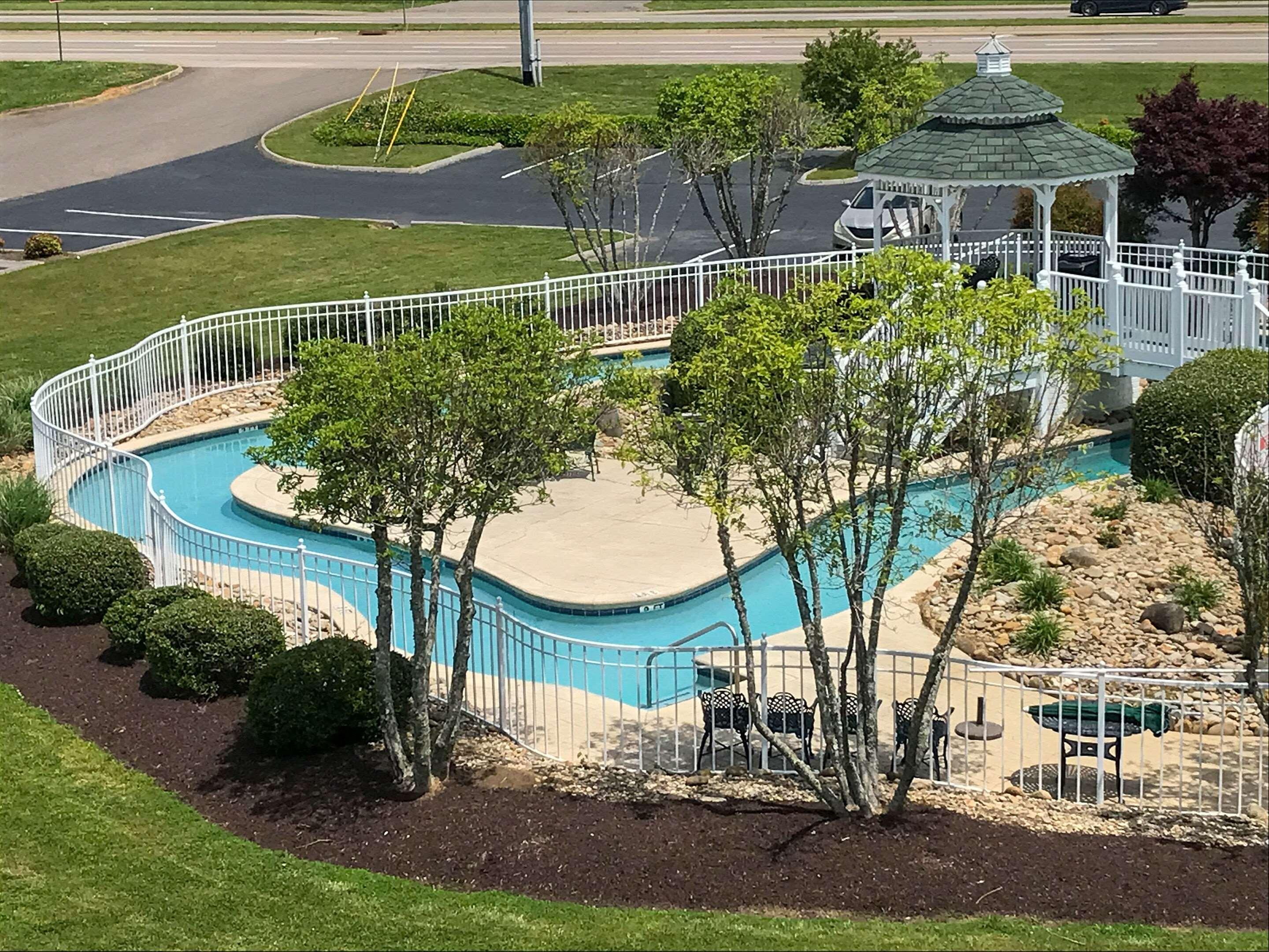 Clarion Willow River 3* Sevierville