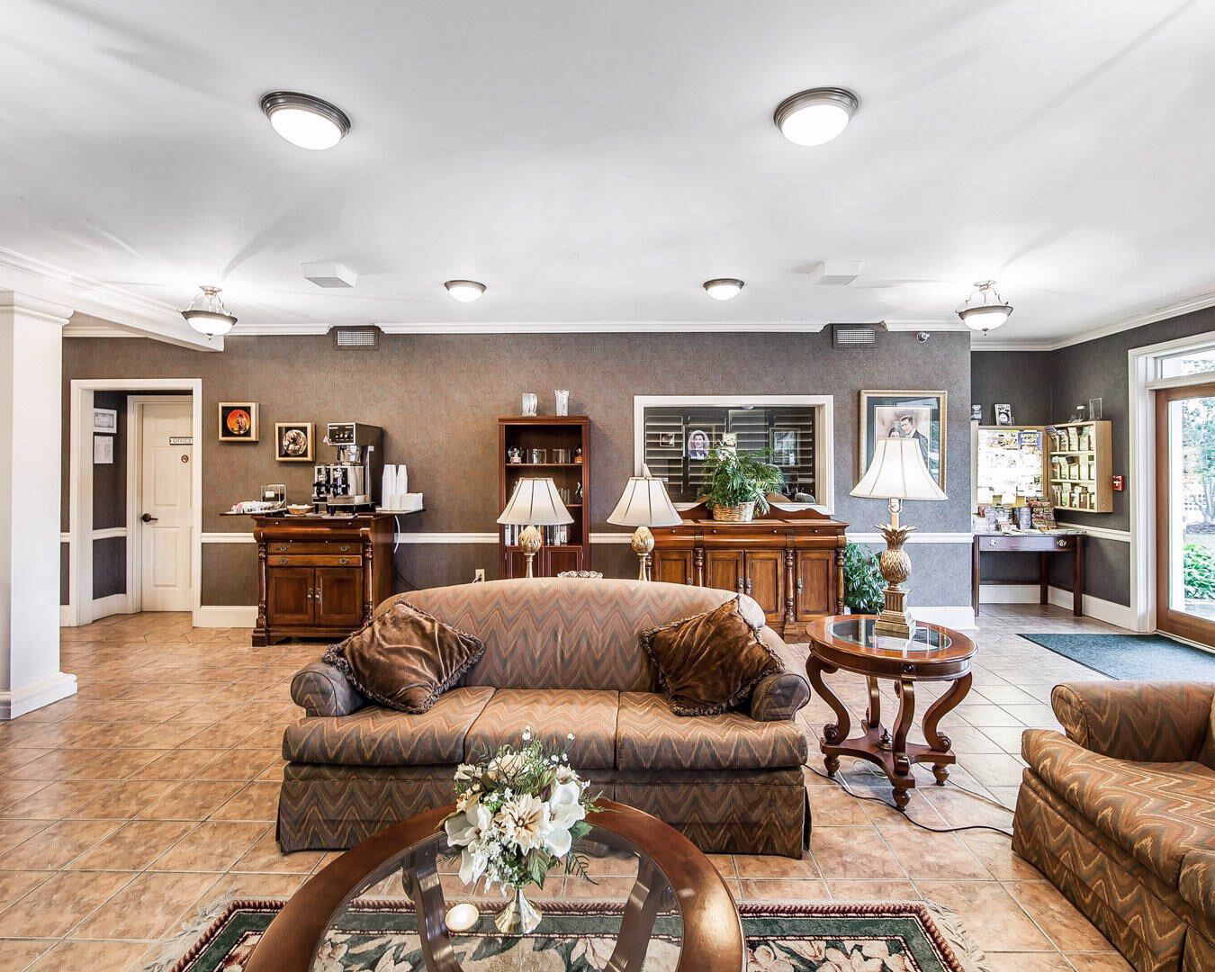 Clarion Willow River Inn
